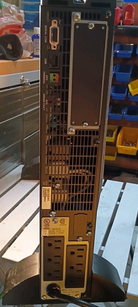 APC UPS: SURTA1500XL