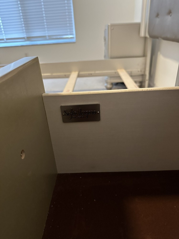 furniture used