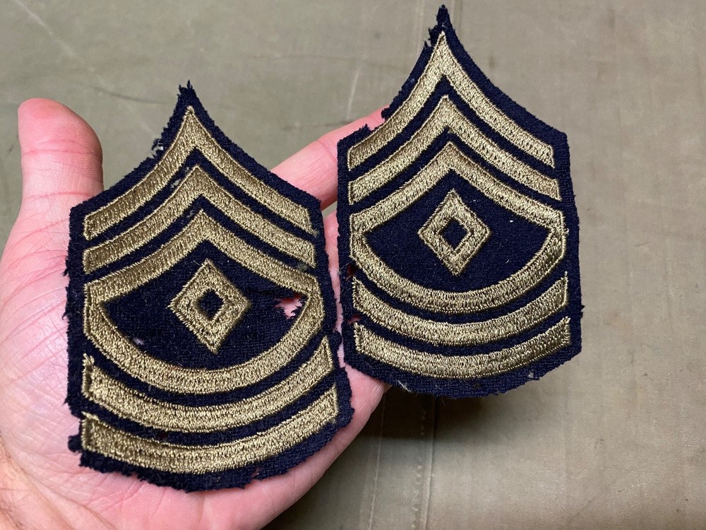 ORIGINAL WWII US ARMY NCO 1st SERGEANT JACKET INSIGNIA CHEVRONS