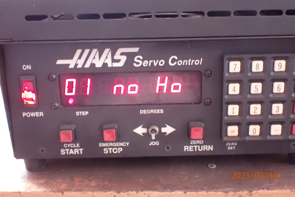 OLDER HAAS SERVO CONTROL POWERS UP FOR PARTS NEEDS WORK