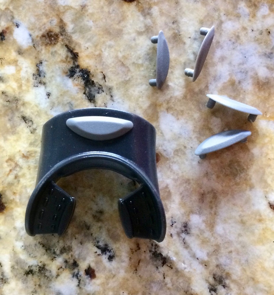 PINS FOR MOUTHPIECE REPLACEMENT, SCUBAPRO AIR-2.