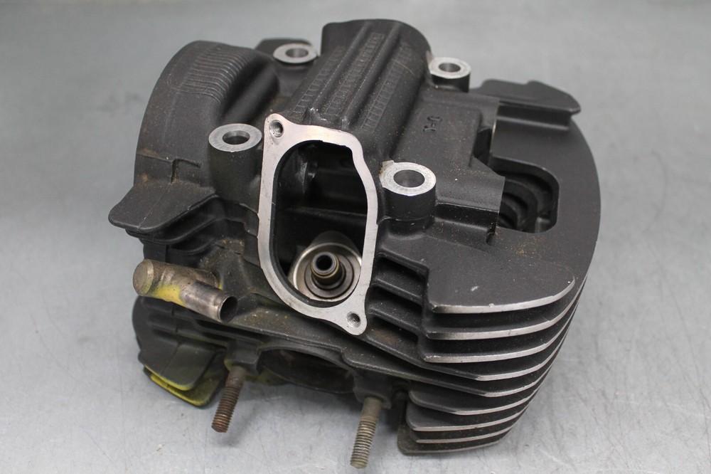 2005 Yamaha XVS 65 H Front Cylinder Head