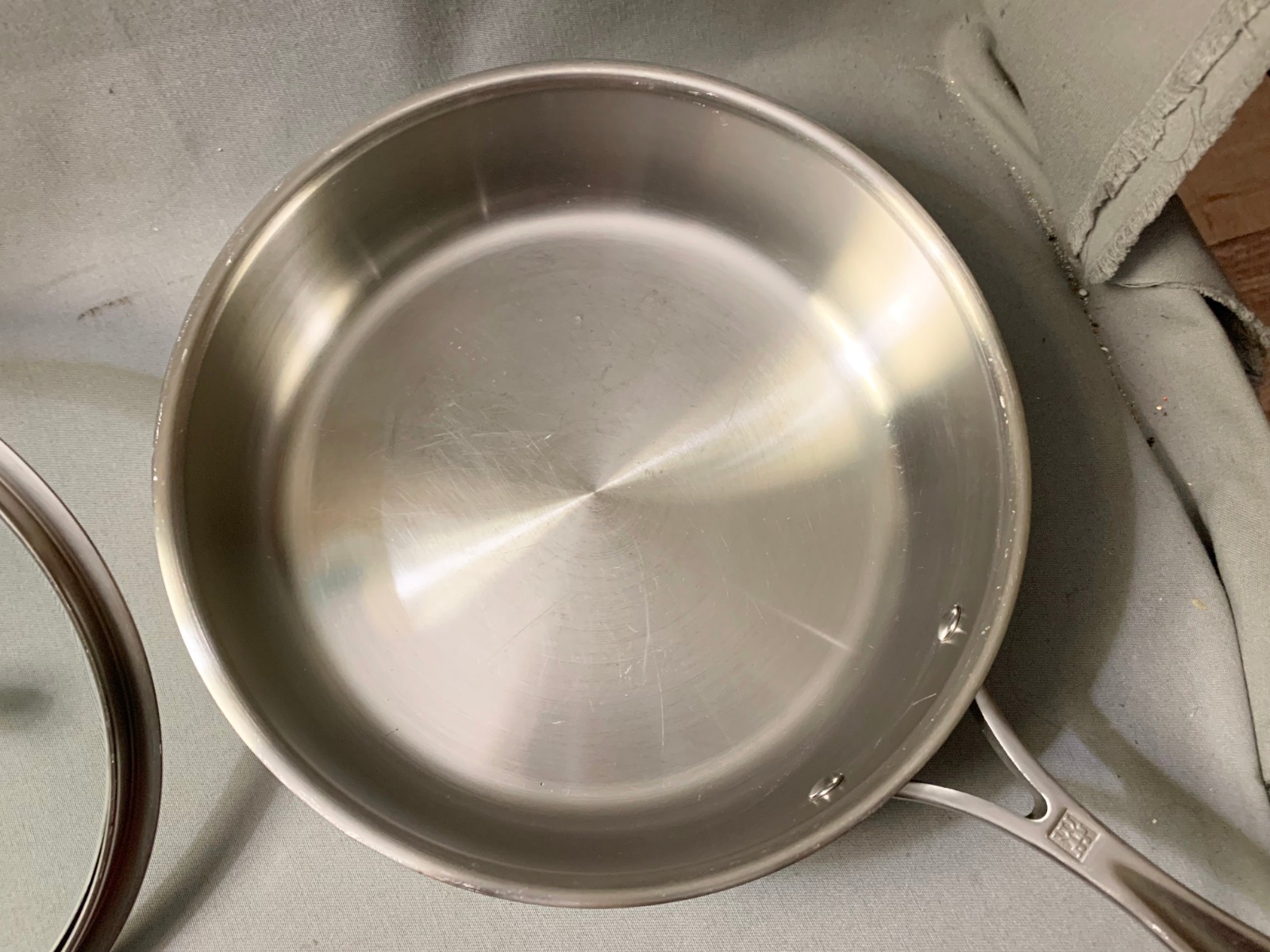 Zwilling J.A. Henckels 10" 3 Ply 18/10 Stainless Steel Skillet Pan w/ Glass Lid