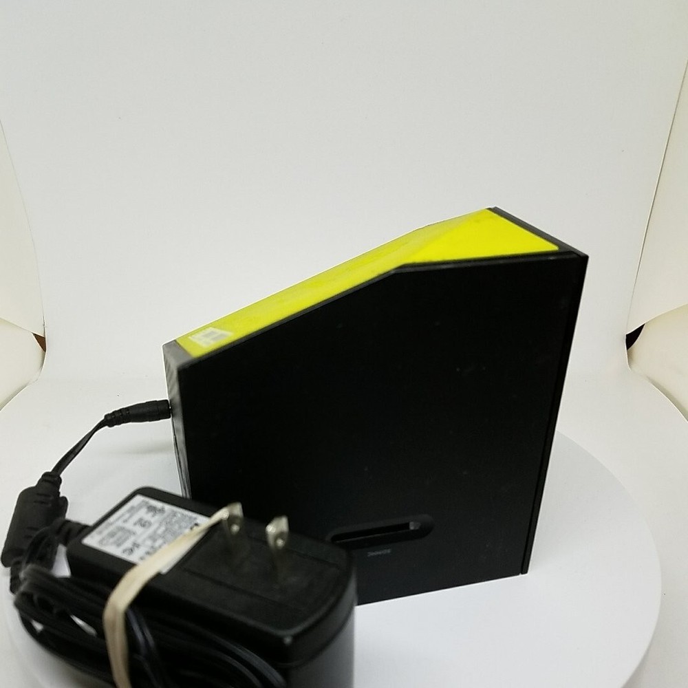 D-Link Boxee Box Digital HD Media Streamer With Adapter