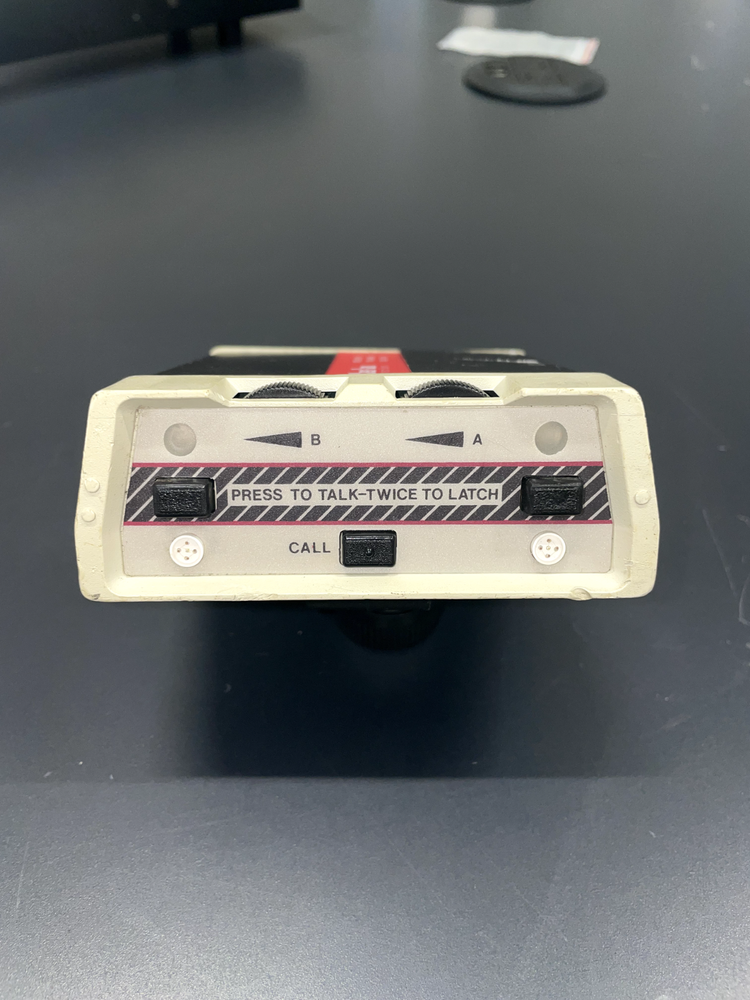 Clear-Com Intercom Systems Model 522 Two-Channel Dual Listen