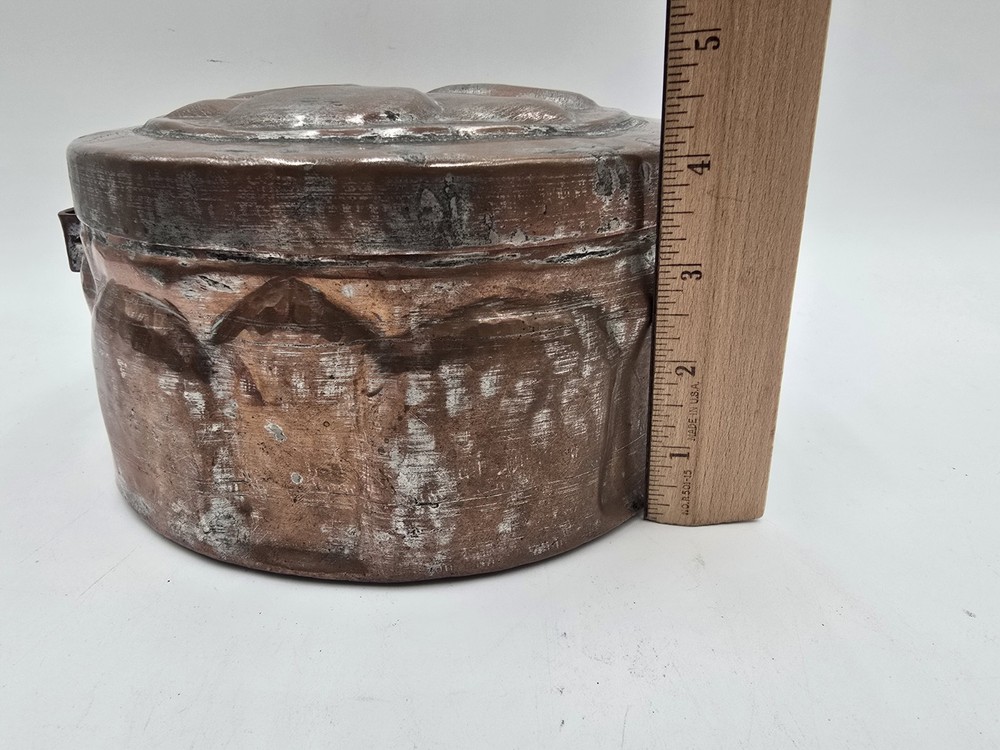 Rustic Hammered Copper Lidded Box Farmhouse 7 3/8” Primitive