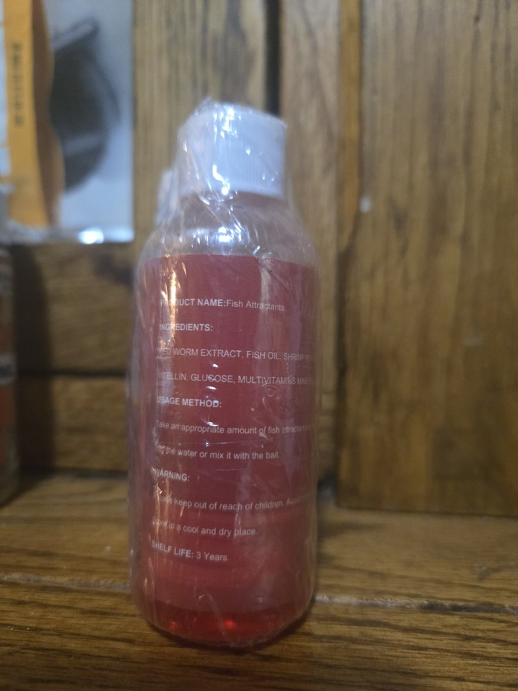 Fish Attractant Red Worm 2 Bottles