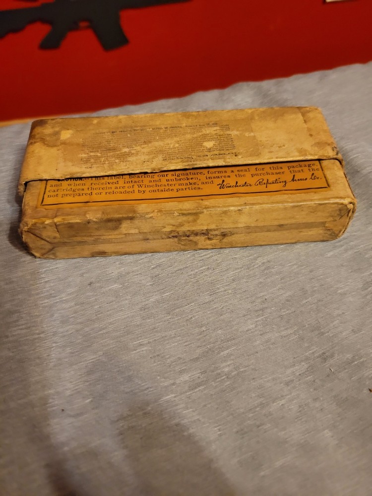 Winchester 30-220 Caliber Model 1906,soft Point. Empty Box.