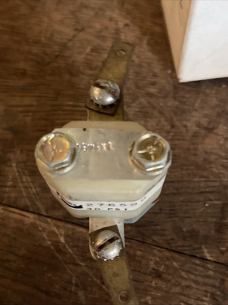 NOS Bendix 276599 Pressure Indicator