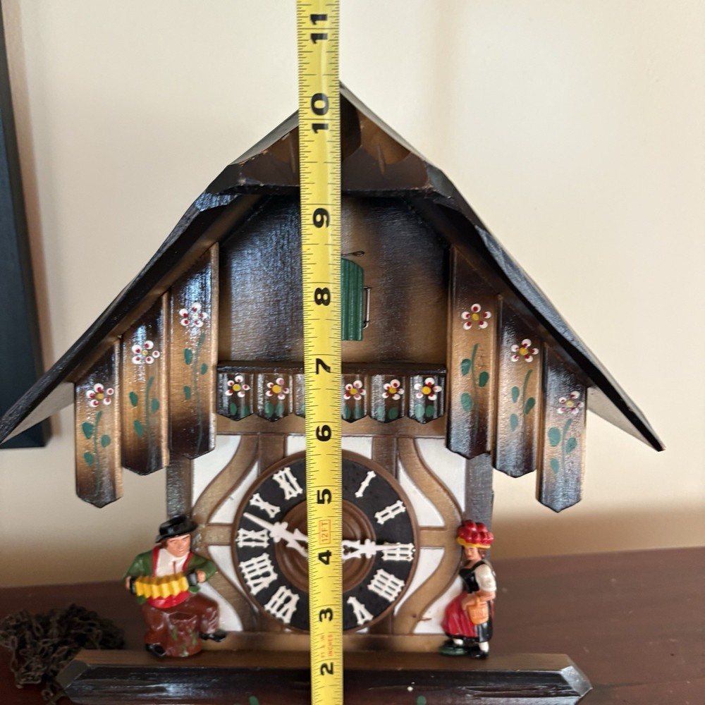 German Cuckoo Clock No Weights Or Pendulum