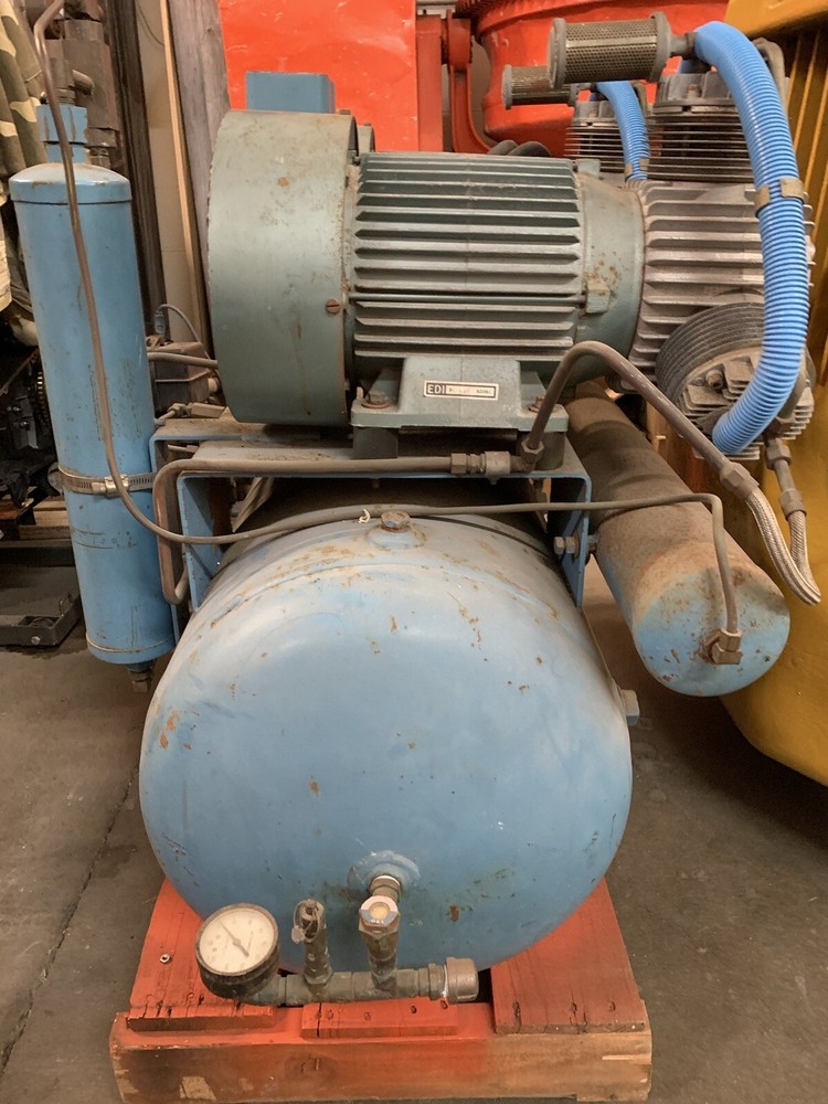 Air Techniques Oilless Air Compressor