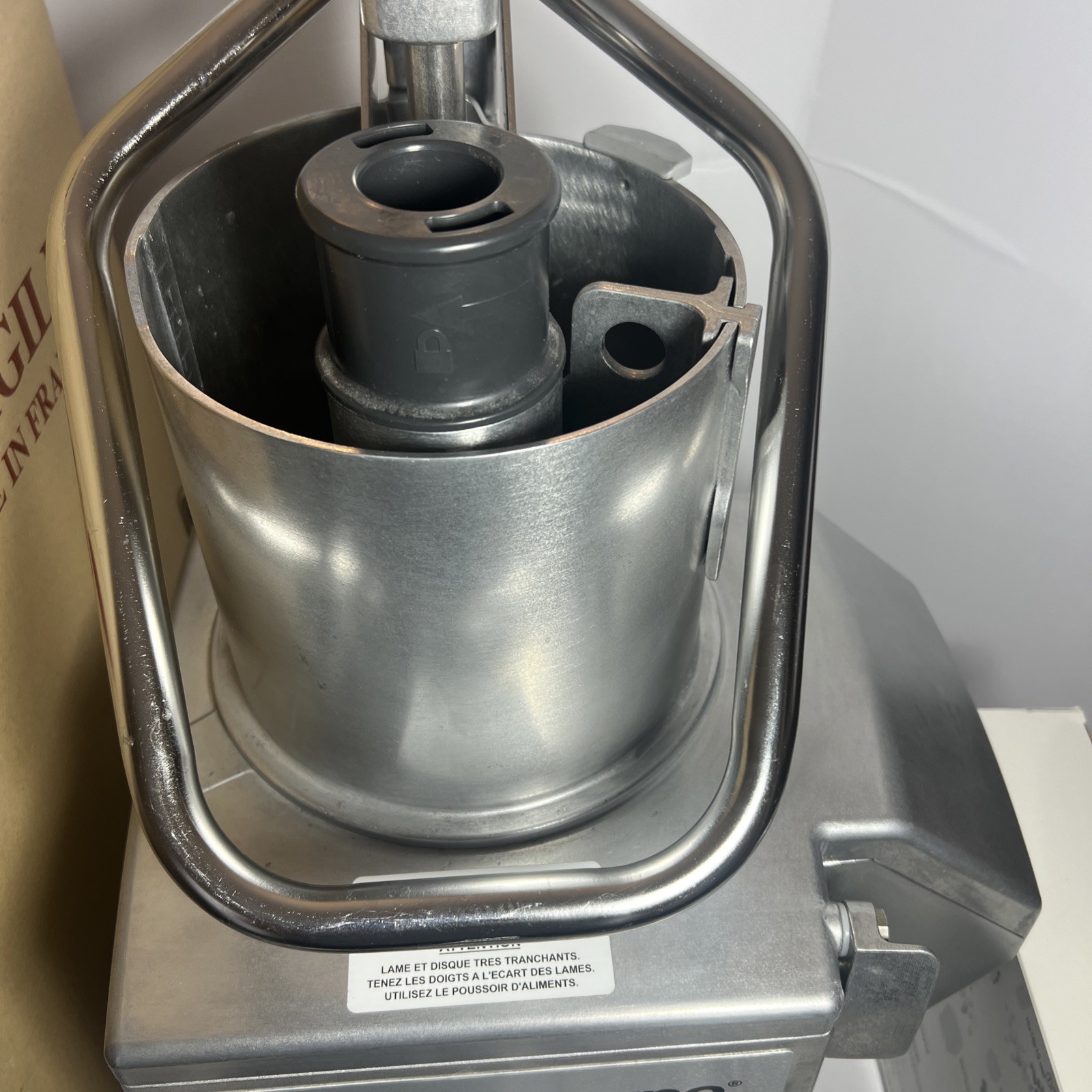 Robot Coupe CL 52 E Series E Continuous Feed Vegetable / Food Processor W/ Discs