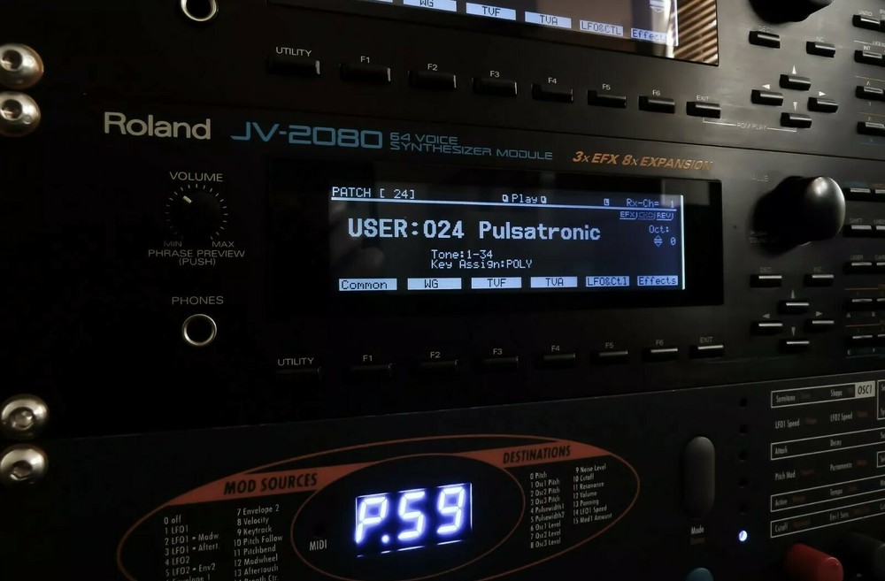 Roland XV-5080 Custom LUX (Negative) LED Display !