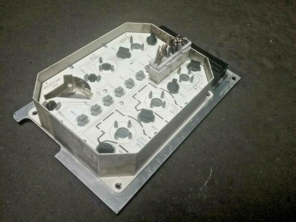INTERNATIONAL INSTRUMENT CLUSTER 3592548C91