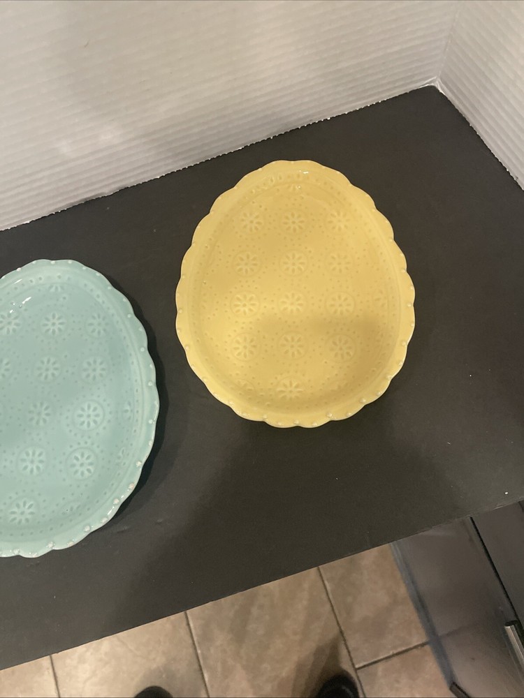 Ceramic Easter Egg Shaped Plates- Yellow And Light Blue