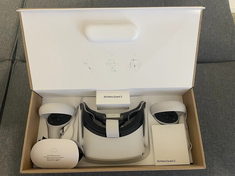 Meta Quest 2 Resident Evil 4 Bundle 128GB VR Headset