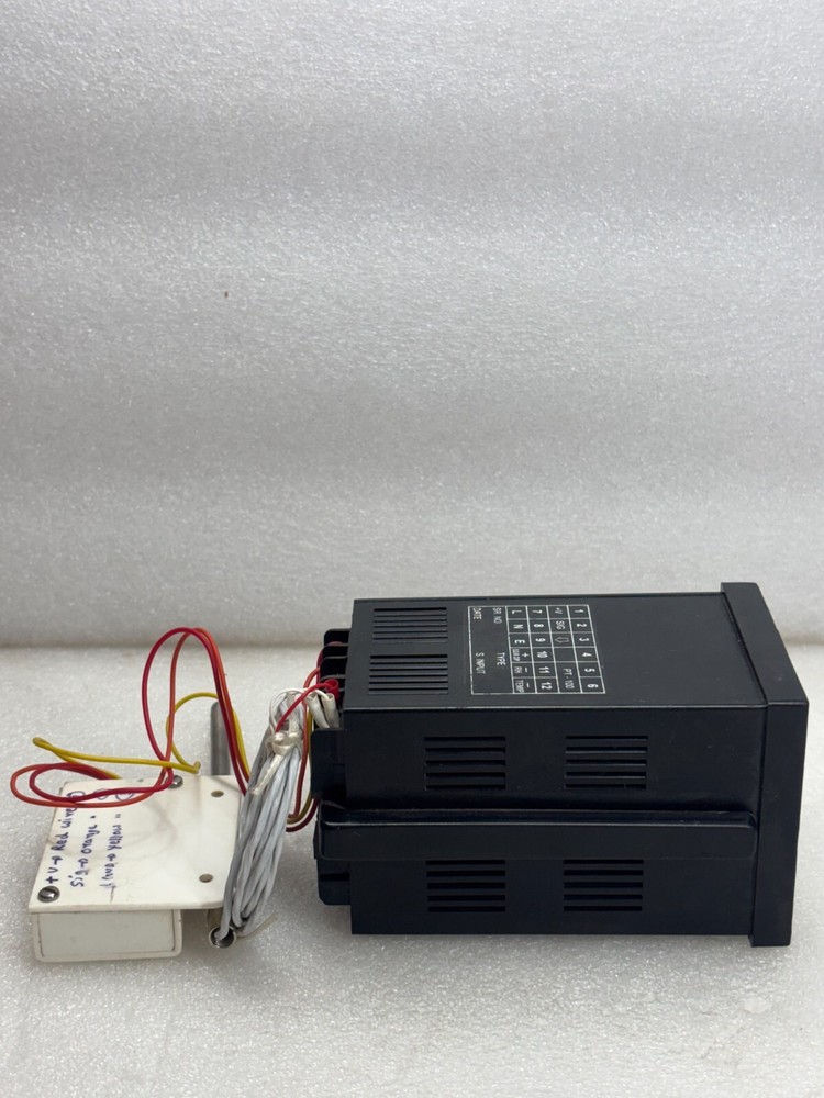 Microtronics Temp./ Rh Controller Used Free Shipping