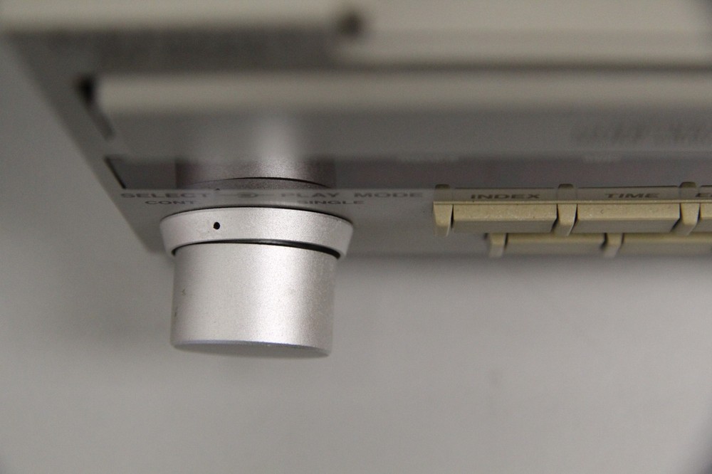 Denon DN-950FA Professional Audio CD Player