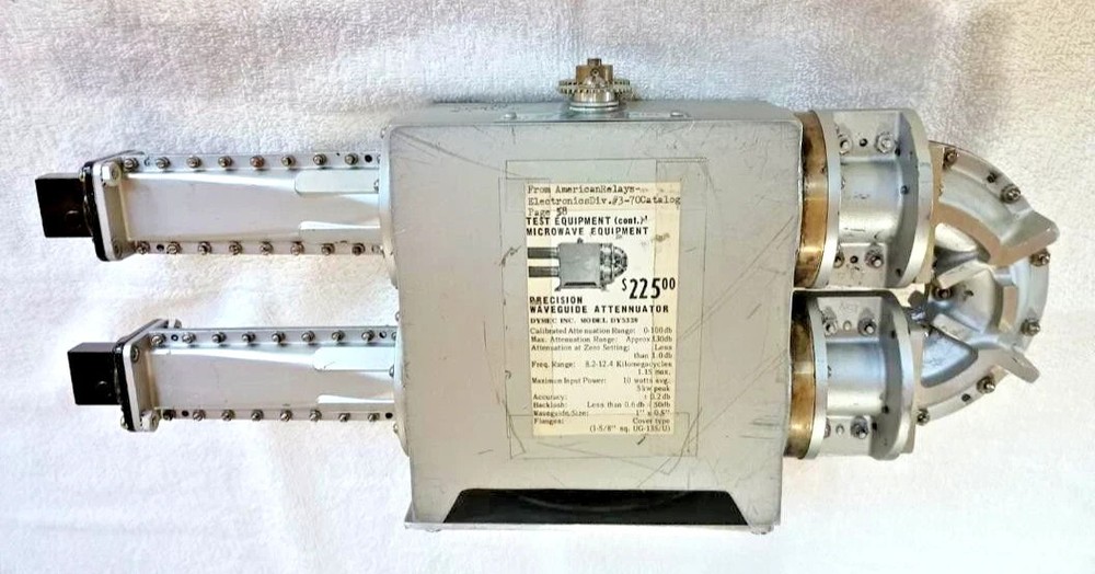DYMEC INC. Precision Microwave Waveguide Attenuator Model DY5338 USED