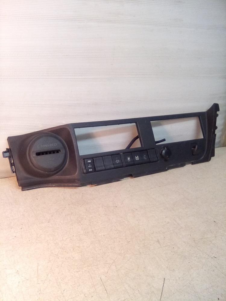 Hino Dash Switch Panel 55413-E010