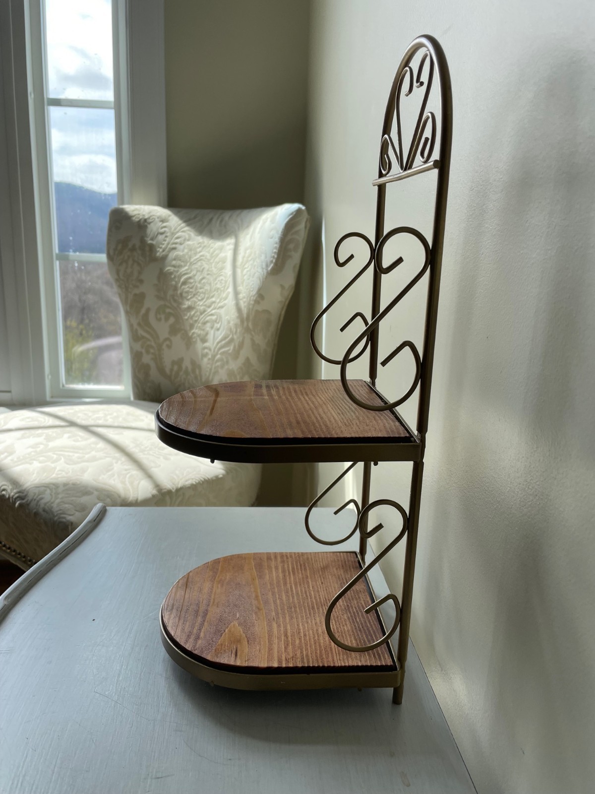 ReinVintaged Farmhouse Scroll Gold Metal & Pine Wooden 2 Tier Wall Shelf 15"