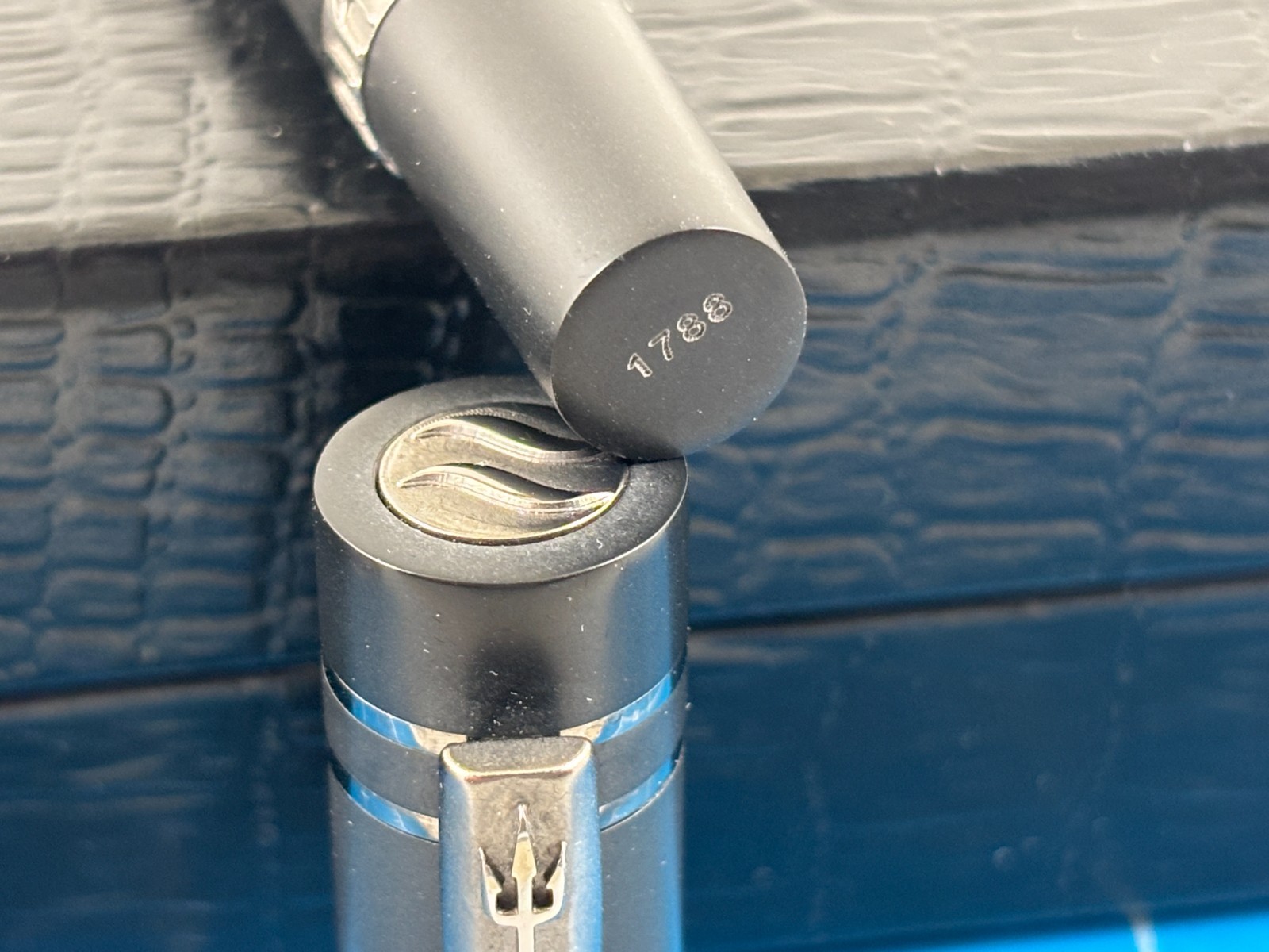 Judd's NEW Nettuno 1911 Black Sands Fountain Pen w/Fine Nib