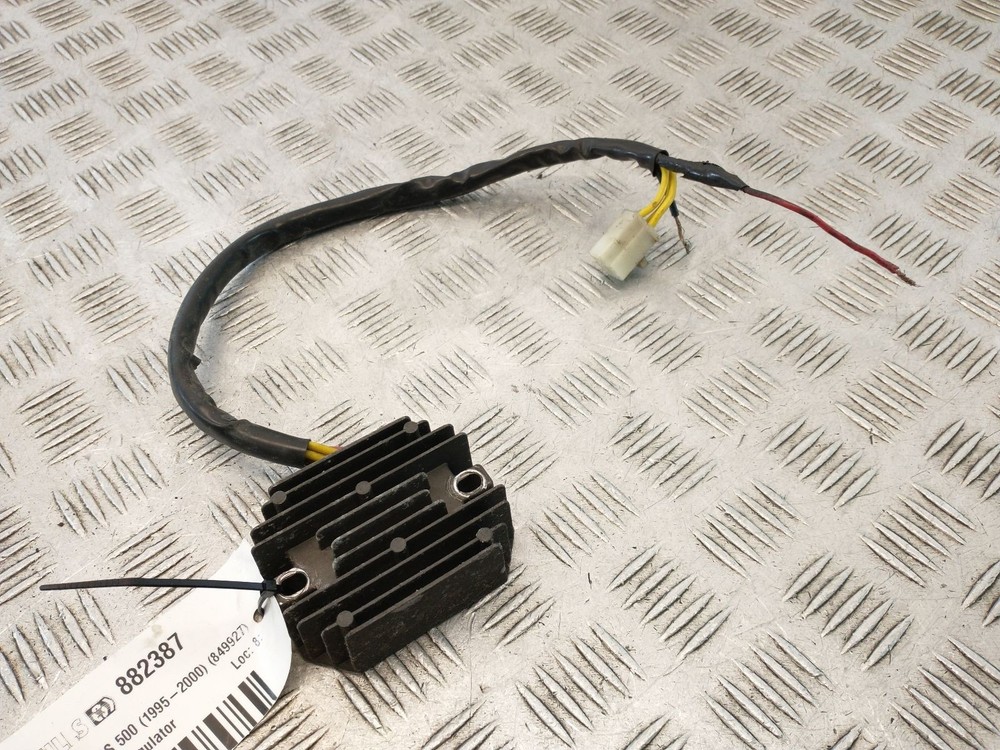 2004 SUZUKI GS 500  RECTIFIER REGULATOR