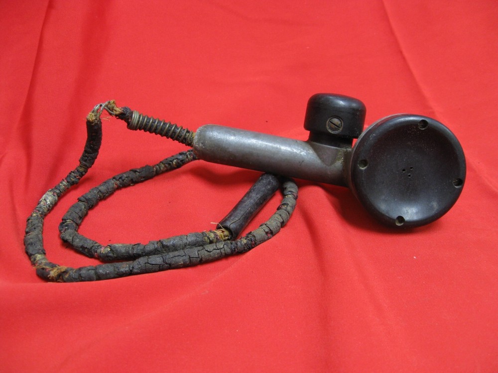 vintage Hand mic SW109 T-17 WWII military radio microphone Shure? PJ068 PL-68