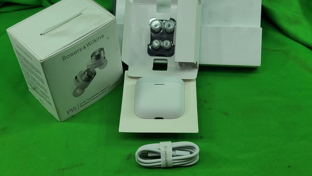 Bowers & Wilkins PI5 In-Ear True Wireless Bluetooth Earbuds White