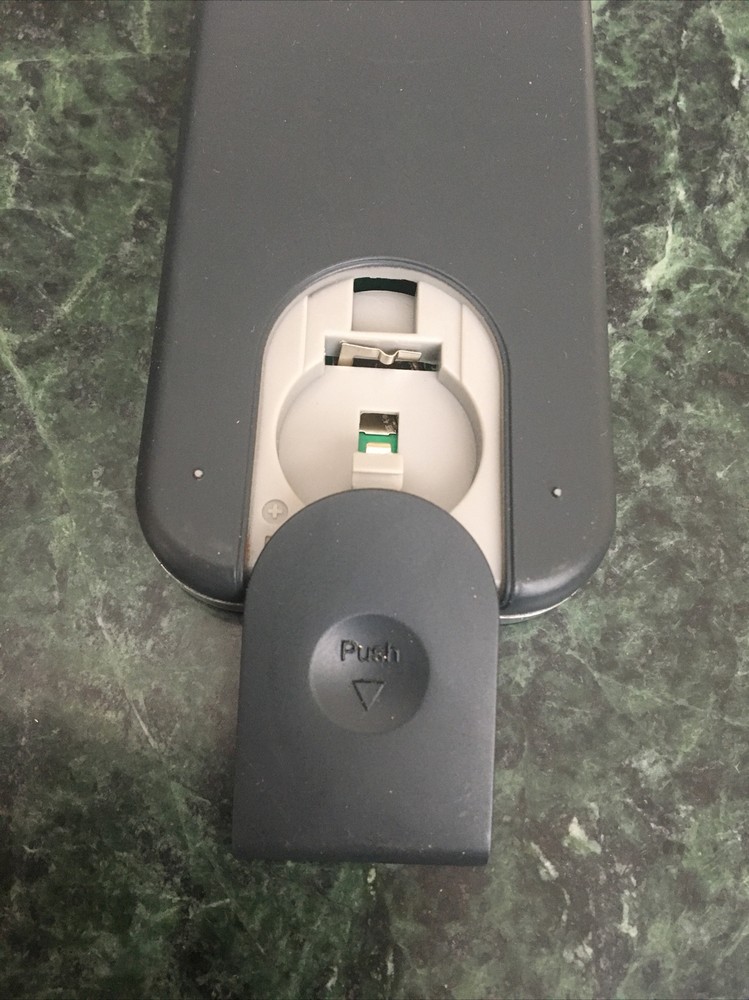 The Sharper Image 07Sep0A Replacement Remote Control in Good Working Condition