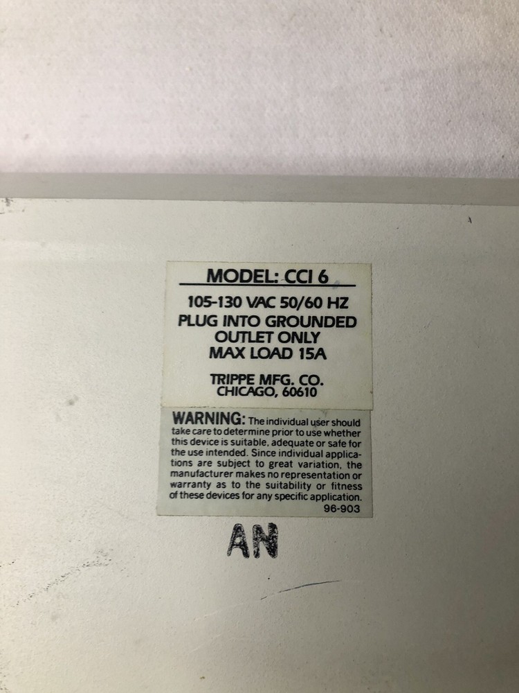 Tripp Lite Isobar Command Console CCI 6-12 Transient Voltage Surge Supressor