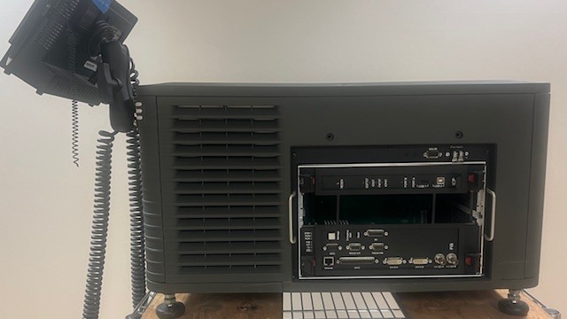 Christie CP2210 Cinema Projector