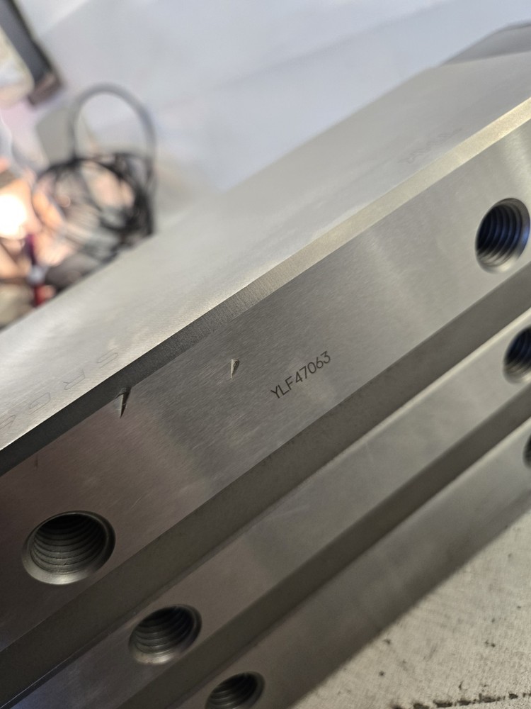 THK SRG75 Linear Slide. 12" YLF47063