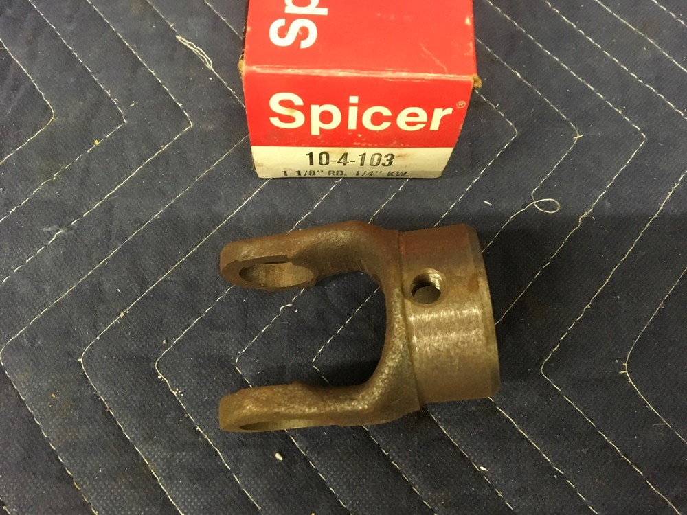 Spicer 10-4-103 PTO End Yoke