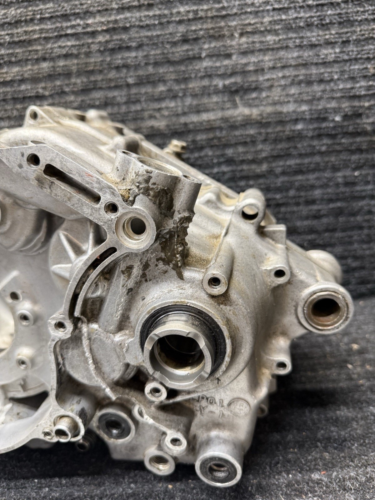 01-05 Yamaha Raptor 660 OEM Crankcase Engine Crank Case 🔥FAST SHIP🔥 #824