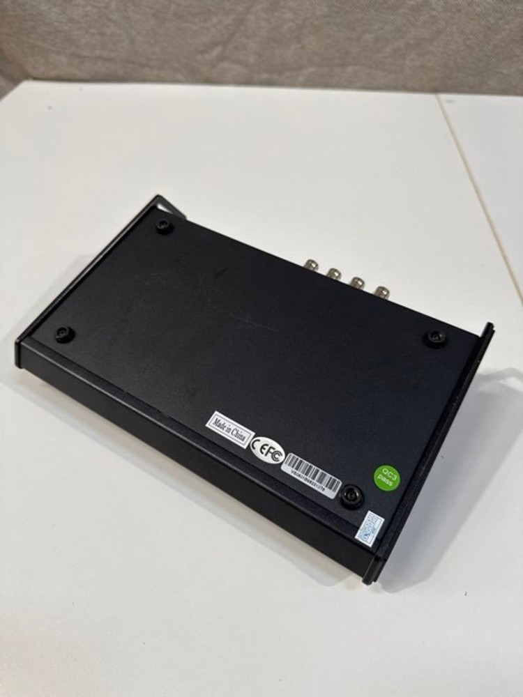 Avmatrix VS0601 Mini 6 Channel SDI/HDMI Multi-format Video Switcher