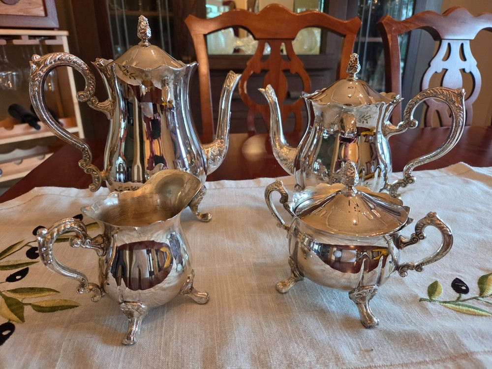 International Silver Tea & Coffee set