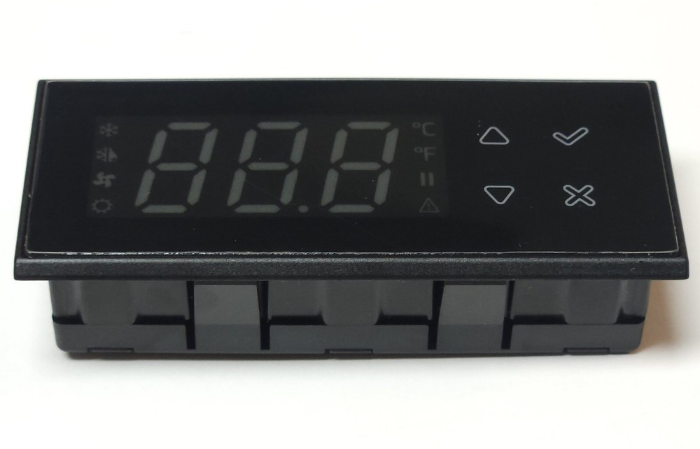 LAE ELECTRONIC TD5S WHITE DISPLAY 873268 W2124 Temperature Control Relay Module