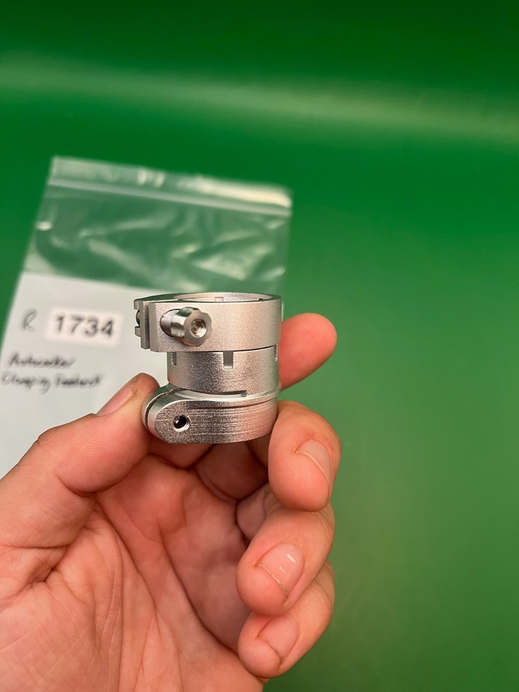 Autococker Clamping Feedneck