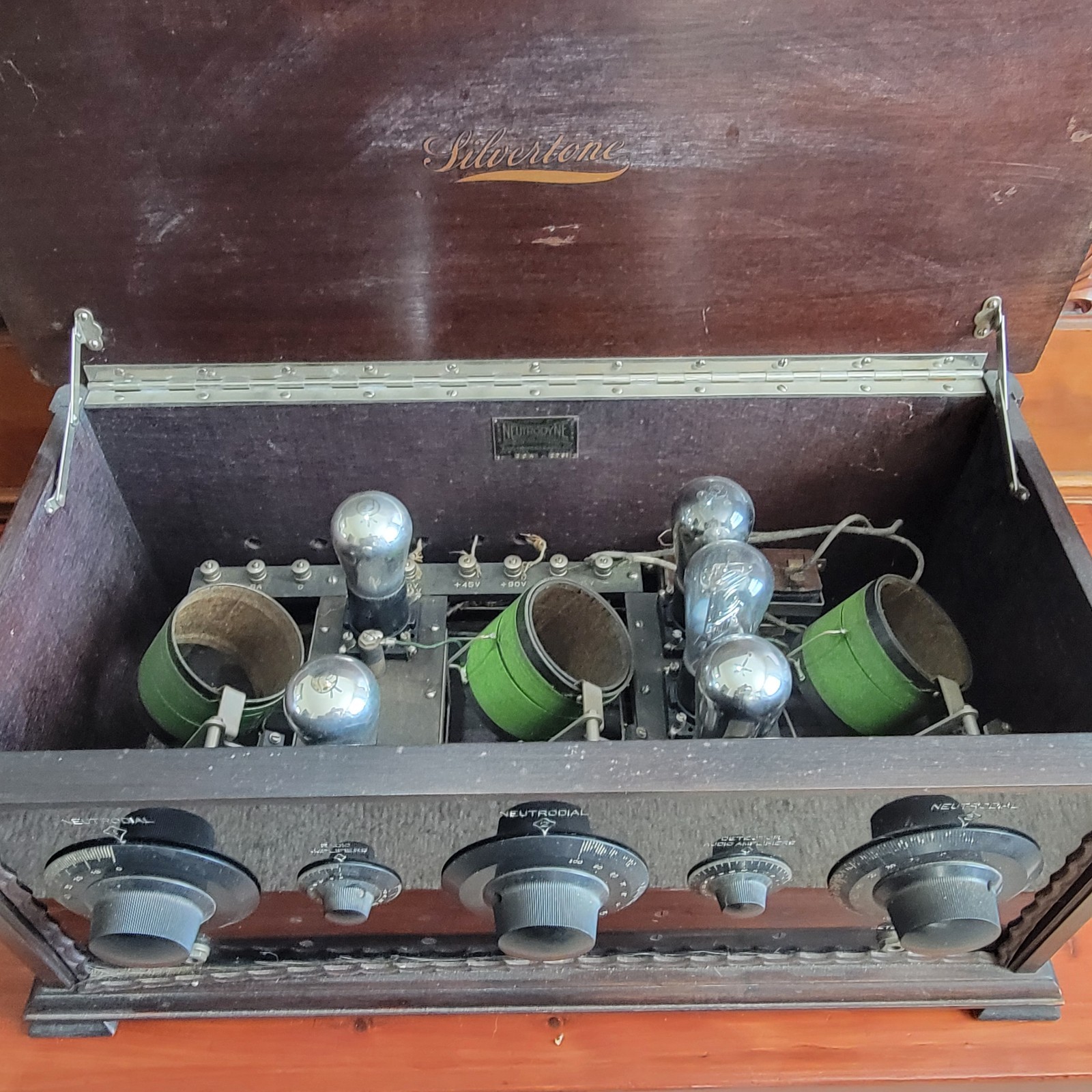 Antique Silvertone King-Hinners NEUTRODYNE in Wood Case 1924 Untested