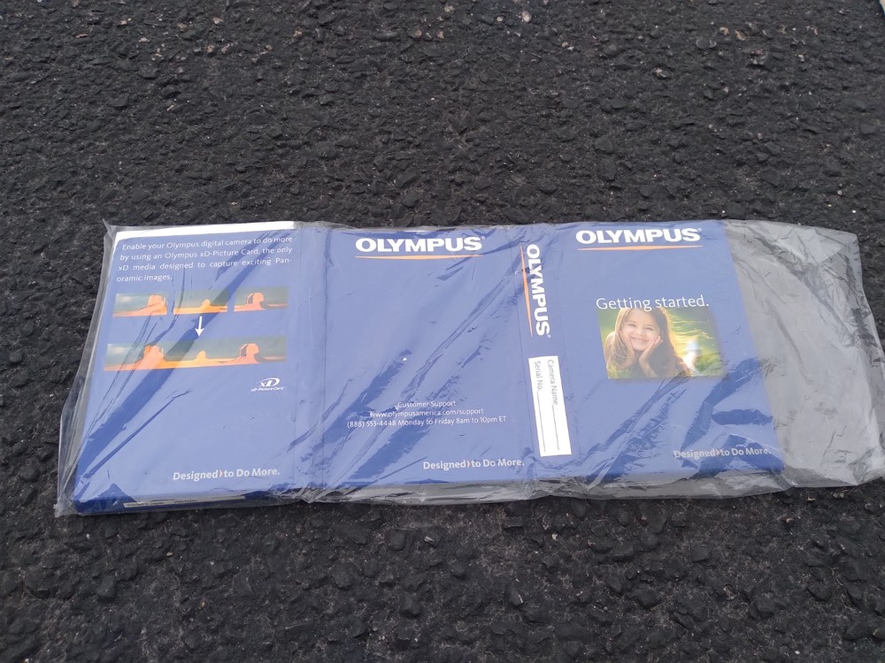 Olympus C-7000 C-70 Zoom Manual ONLY with CDs