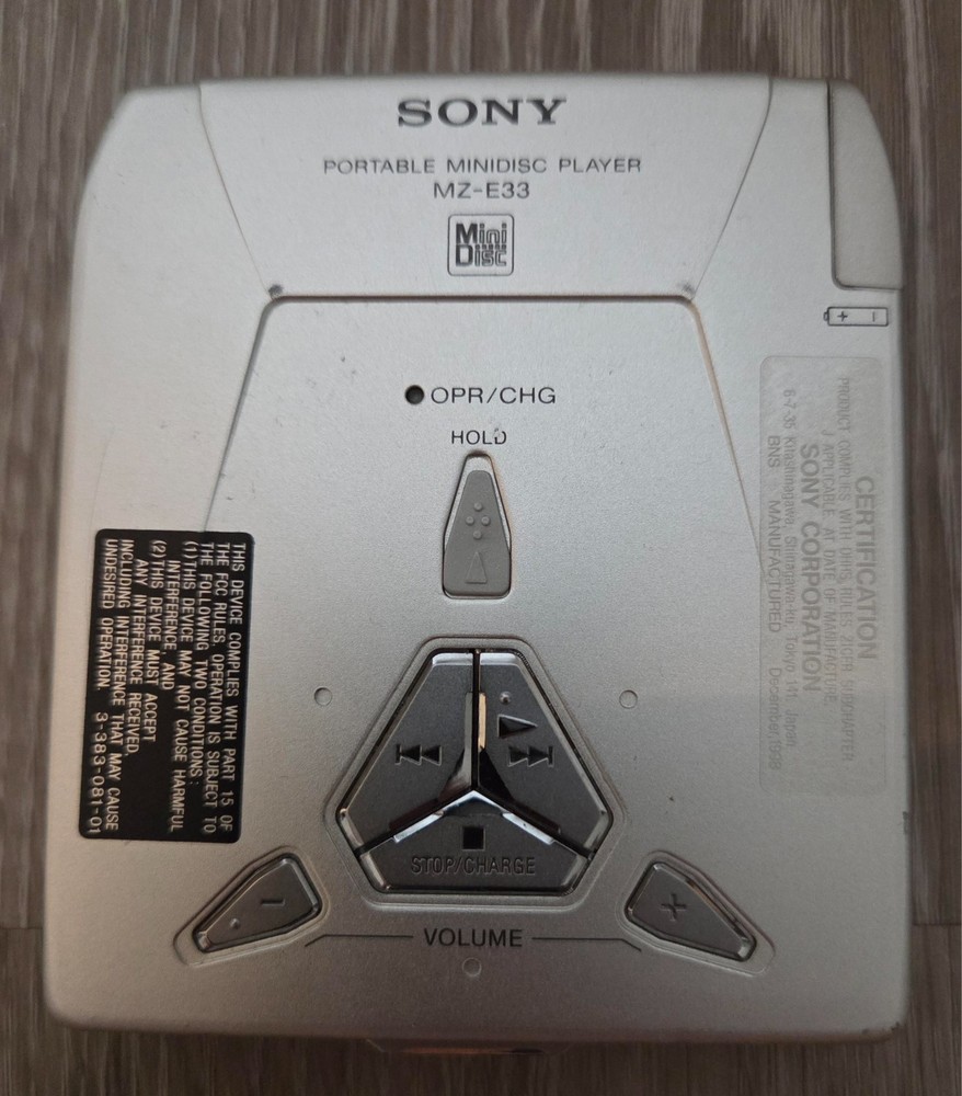 Sony Walkman MiniDisc Player MZ-E33 - Silver - Tested - PLEASE READ