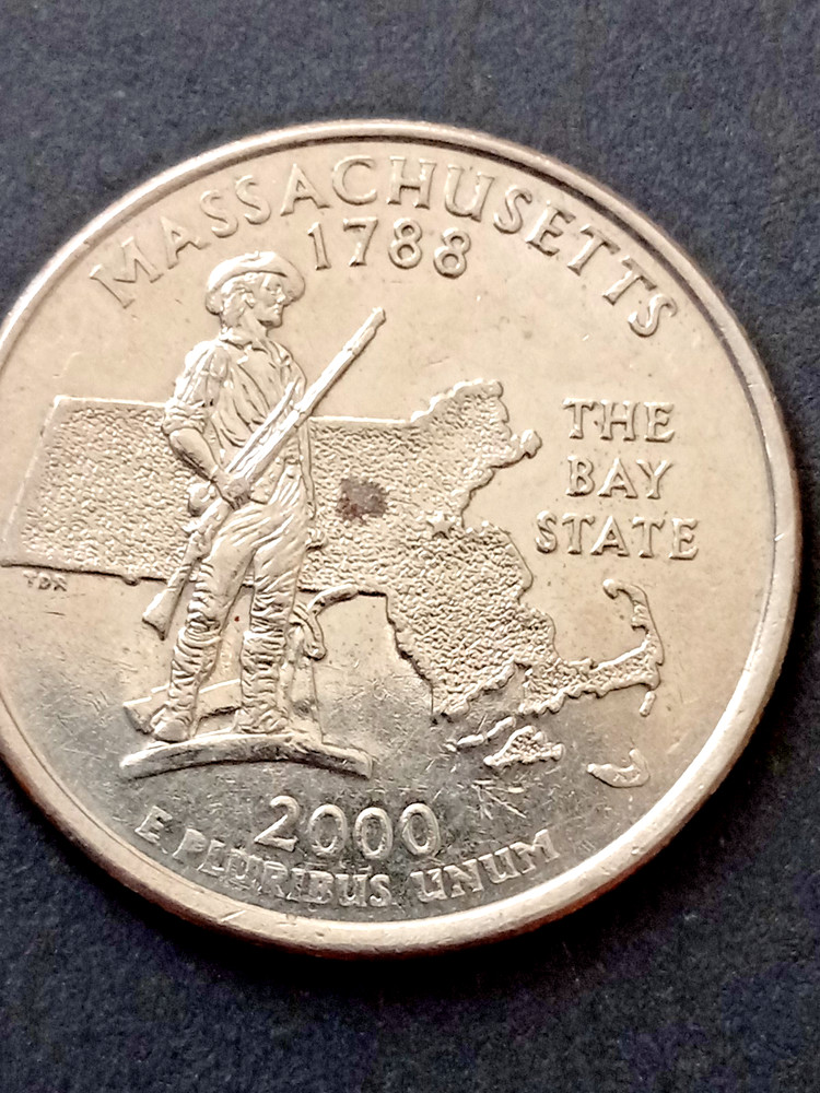 2000 D Massachusetts State Quarter with striking errors, Doubling on Letters.
