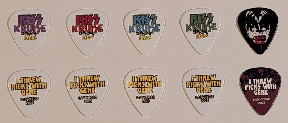 KISS Kruise: Land-Locked In Vegas Pick Throwing with Gene Simmons  Guitar Picks