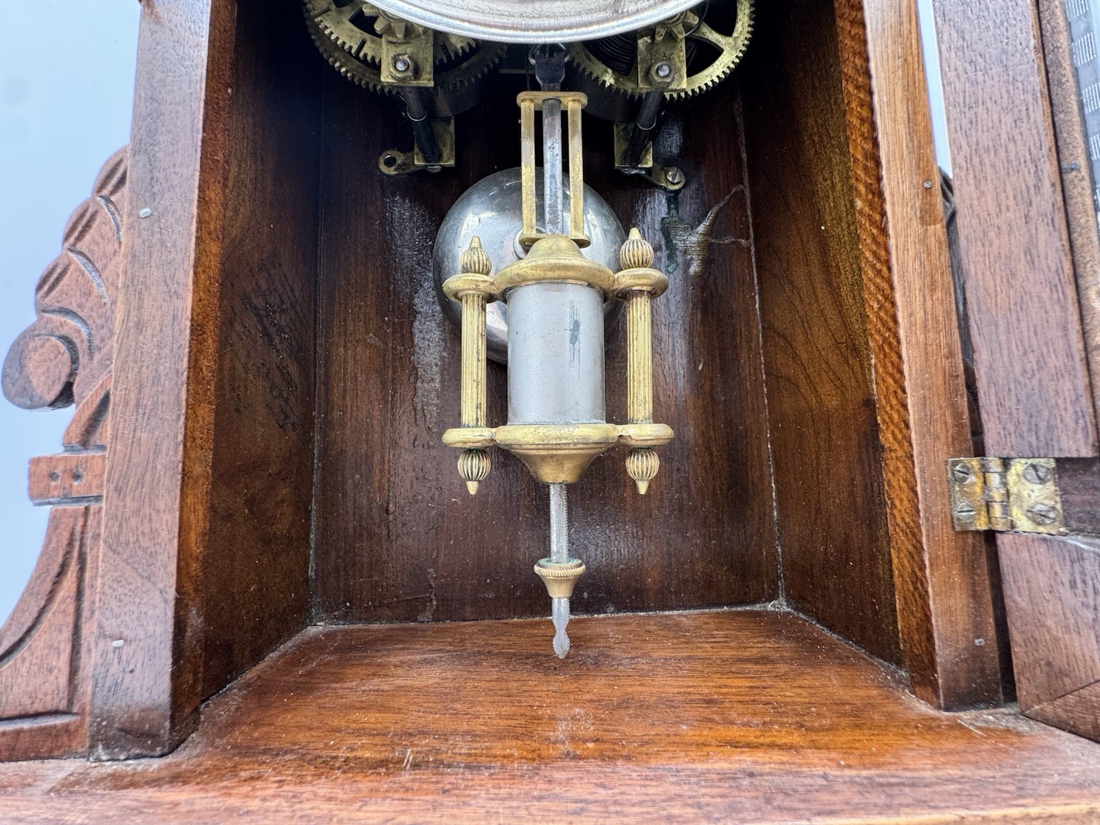 Antique 1800s WM L Gilbert Mantle Clock W/Key Tested Runs