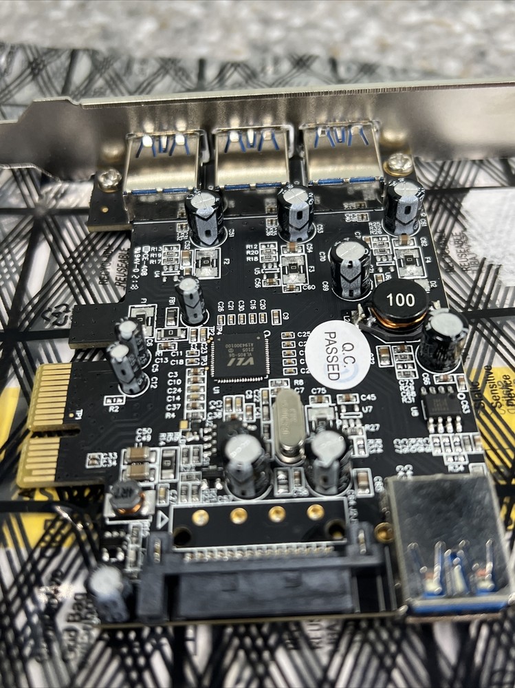 StarTech 4 Port PCI Express SuperSpeed USB 3.0 Controller Card Adapter with UASP