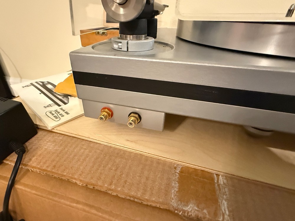 THORENS TD-850 TURNTABLE W/ Original Boxes & Manual