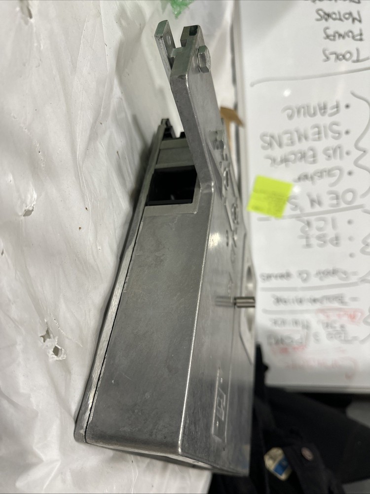BOSCH 3842529722 FLAT TOP DRiVE CASING