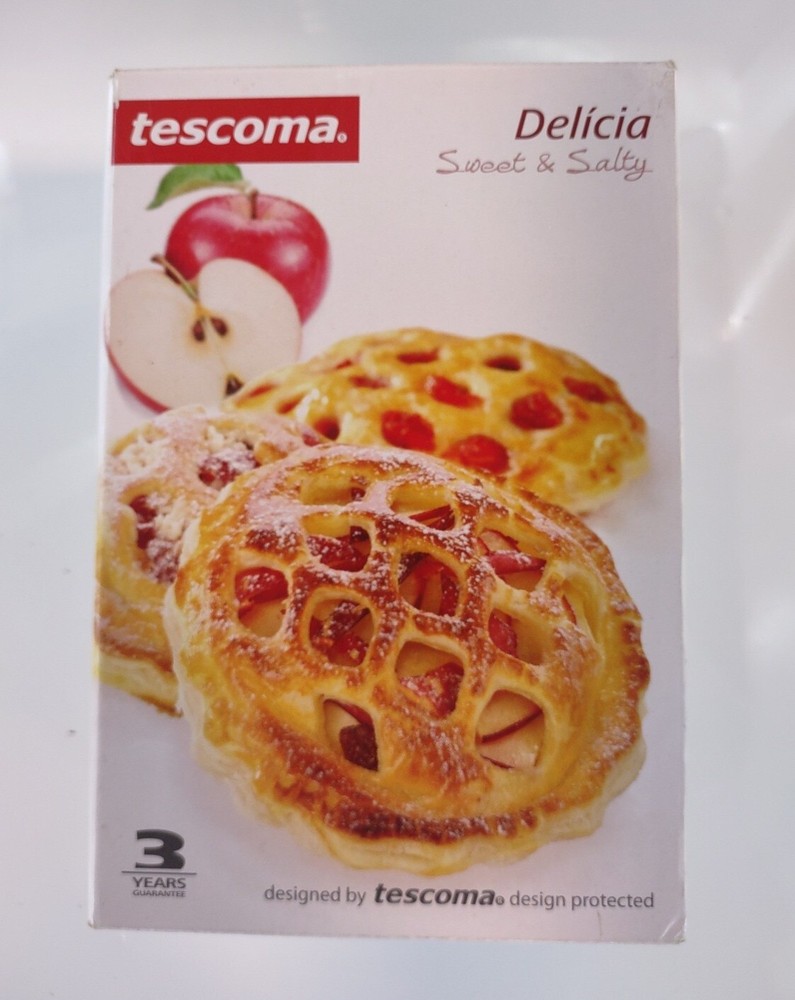 Tescoma 4 Inch Pie Maker - Best Unique Pie Stuffer - 3 Lattice Patterned Cutters