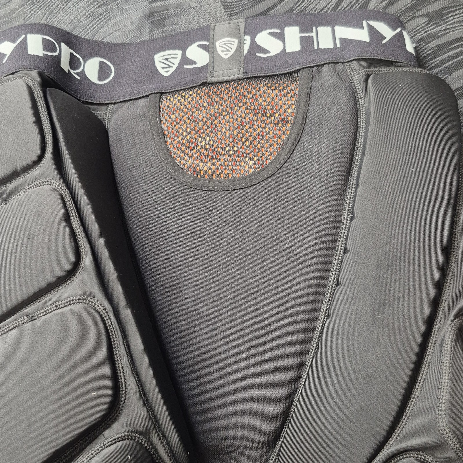 Shinypro Protective Padded Shorts Level 2 Hip Snowboard Skate skiing BMX Medium